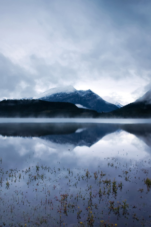 Солнечный свет за горами