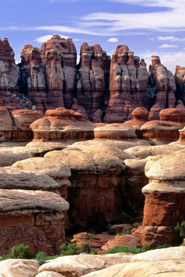 Необычные скальные образования - работа ветра