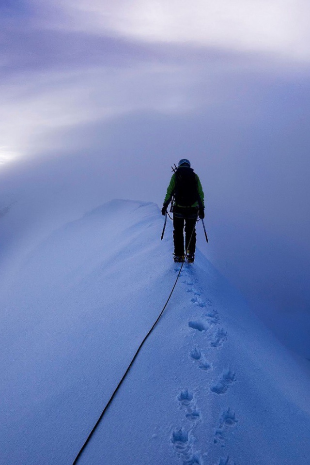 Прогулка по горной вершине