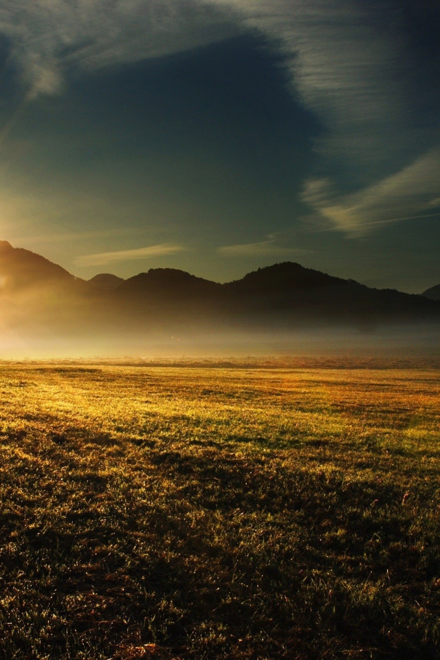 Вечерний туман на закате