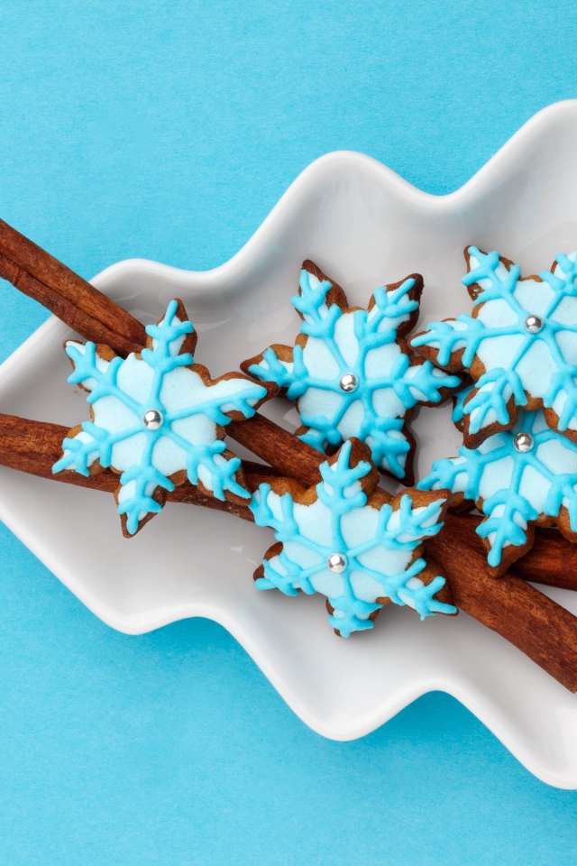 Печенье в тарелке