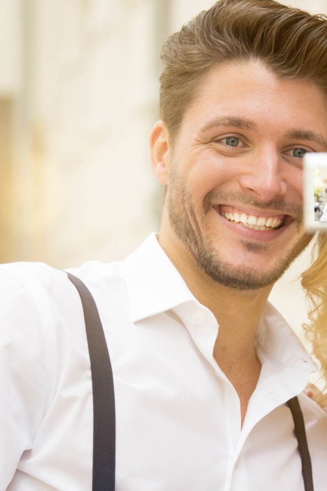 Счастливая семейная пара