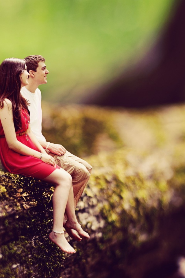 Маленькие люди на большом дереве