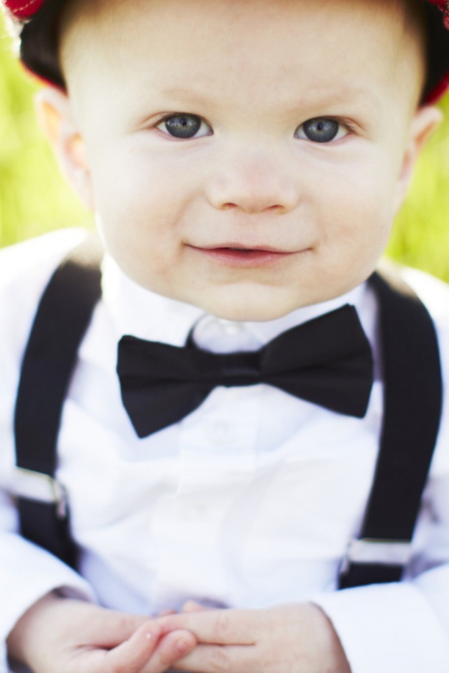 Мальчик в парадном наряде