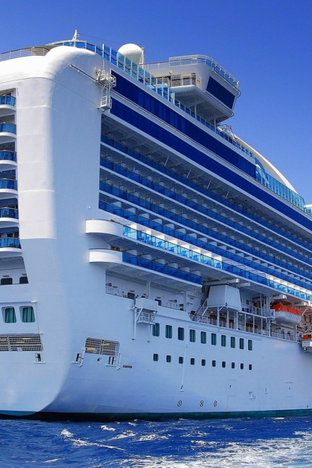 Круизный лайнер Ruby Princess