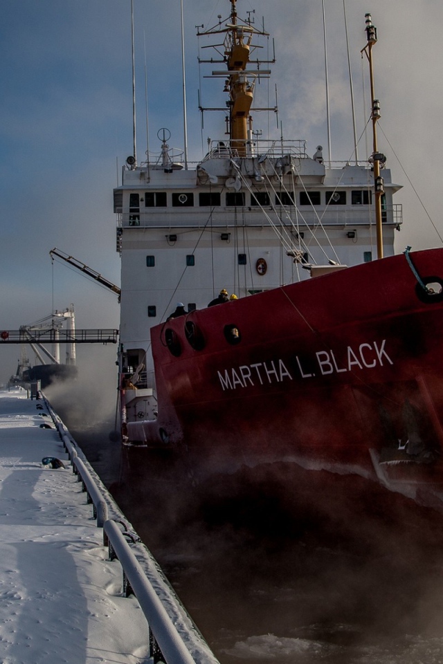 Корабль Марта Блэк на Аляске