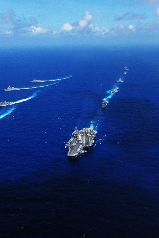 Корабли морского флота во время учений