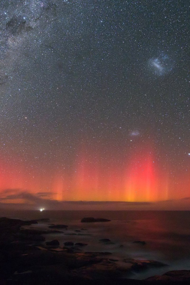 Млечный путь и северное сияние