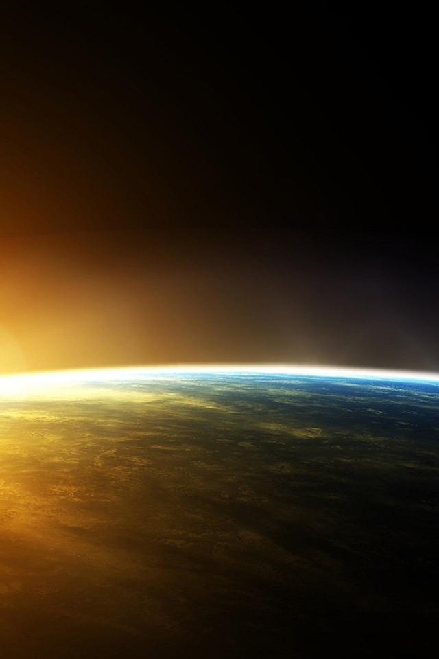 Восход Солнца над Землей