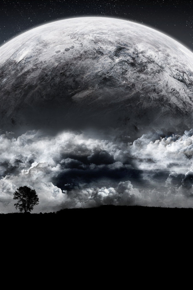 Планета висит на горизонте