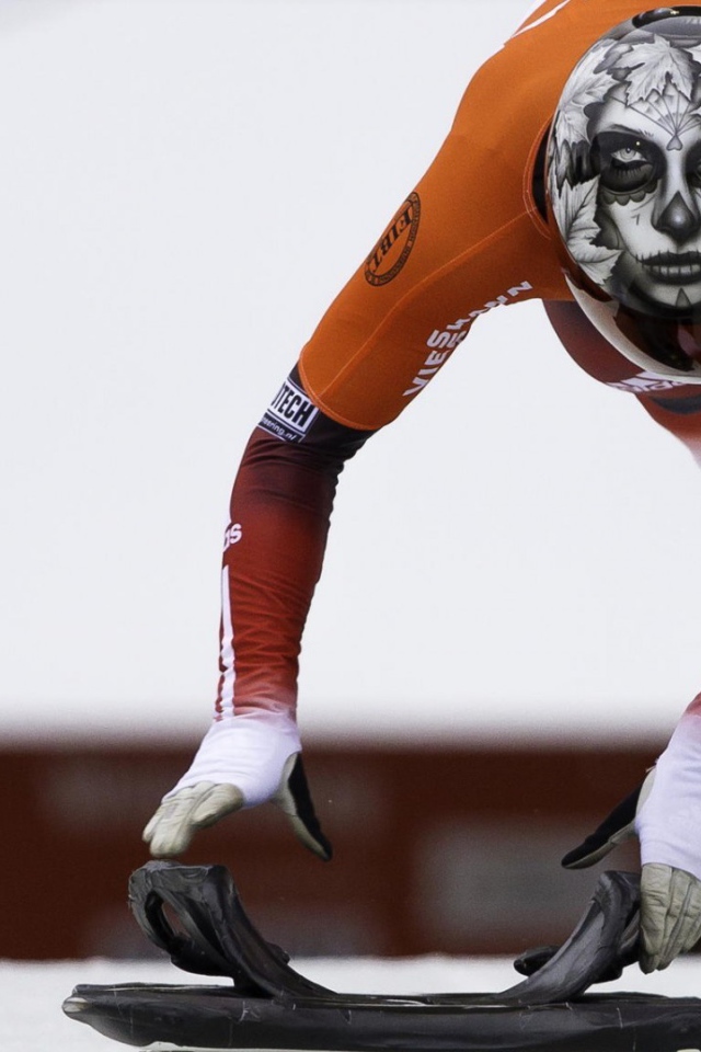 Рисунок на шлеме спортсмена