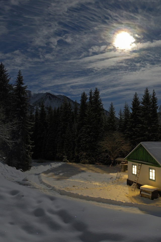 Домик для туристов в горах