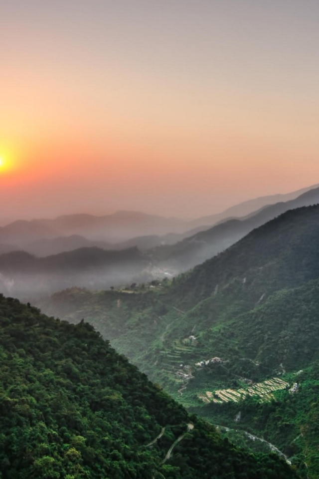 Утренний туман в горах Чили