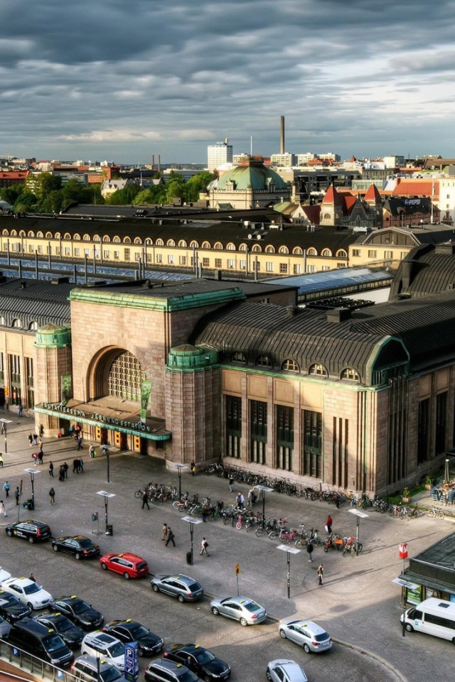 Железнодорожный вокзал в Хельсинки, Финляндия