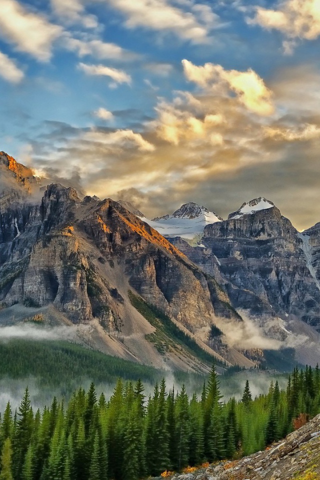 Долина десяти пиков, Канада