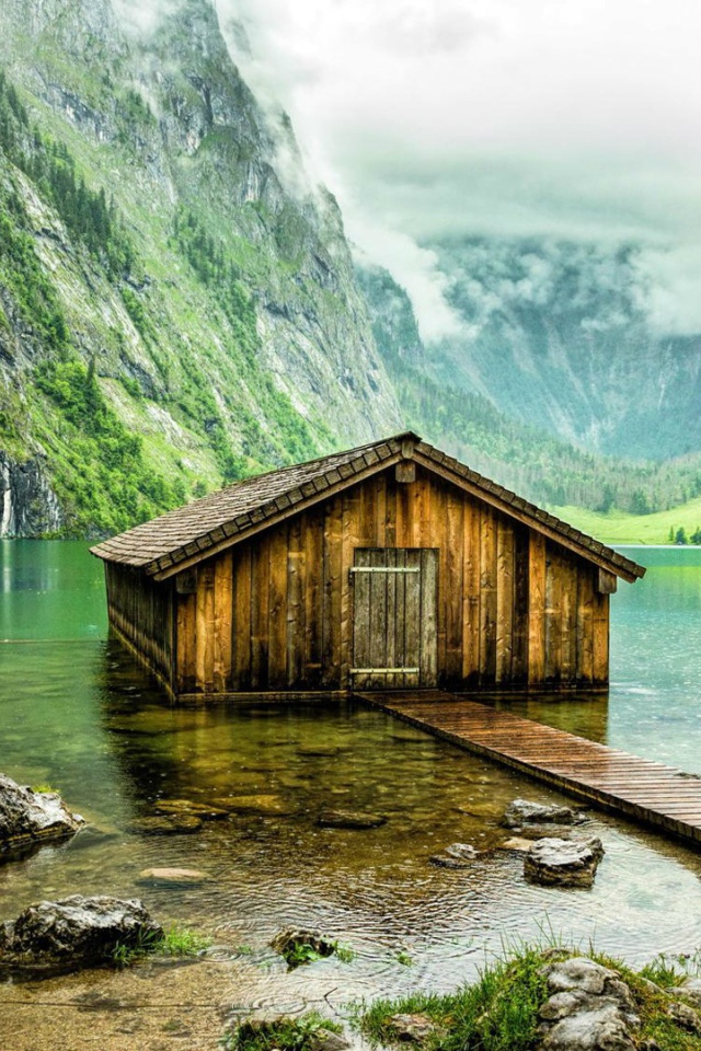 Озеро Оберси в Баварии Германия