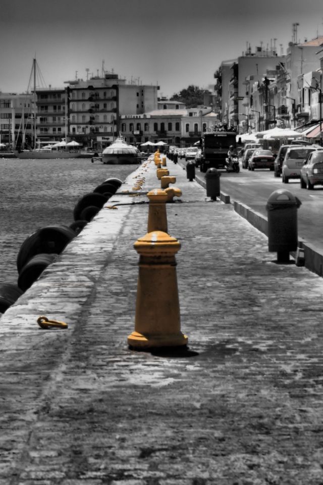 Набережная, остров Хиос в Греции