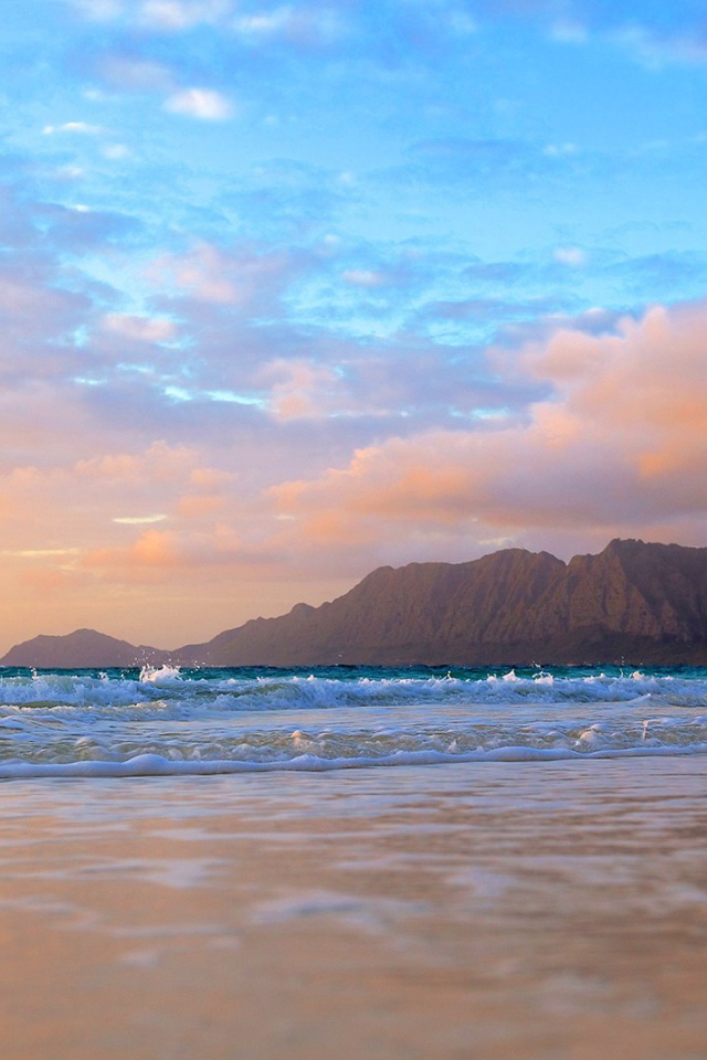 Dawn on the island of Oahu, Hawaii