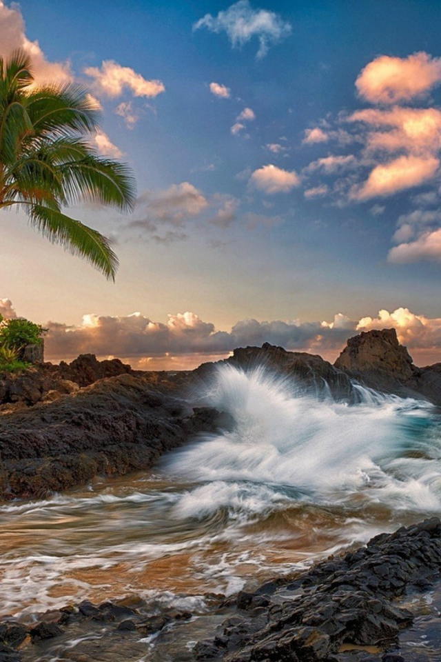 Волны прибоя на Гавайях