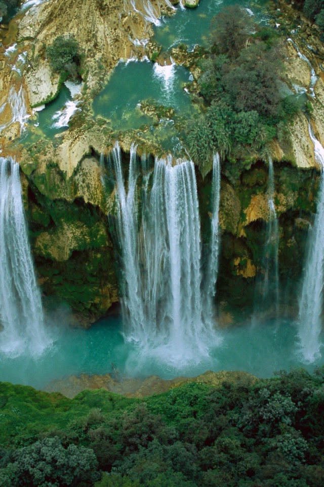 Водопад в Мексике