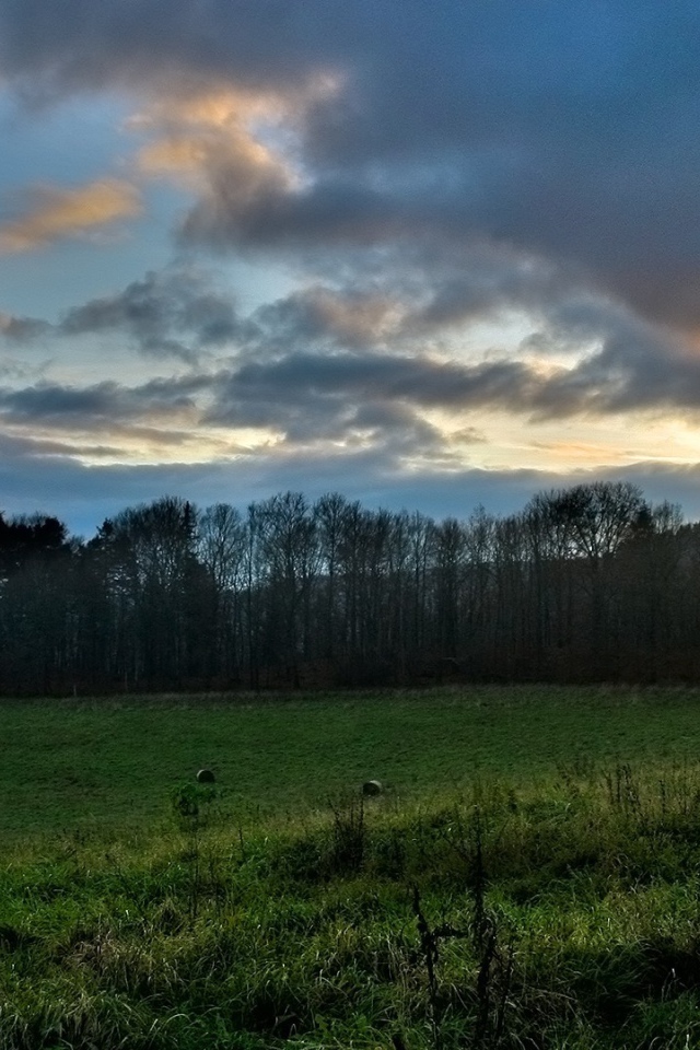 Красивый закат в Польше