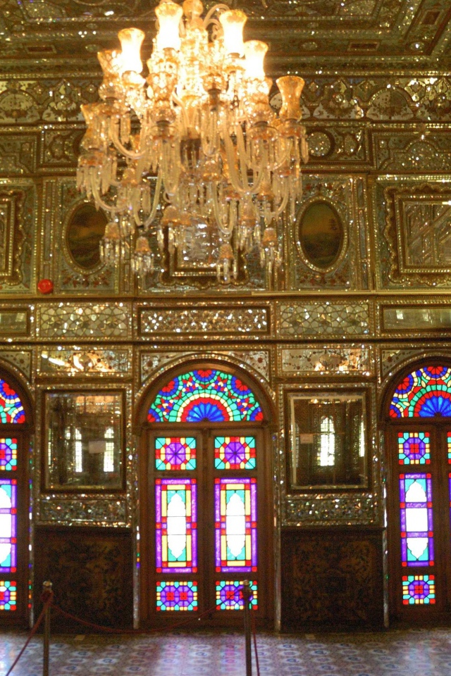Интерьер дворца в Иране