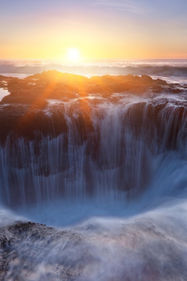 Водопад Тора в Орегоне
