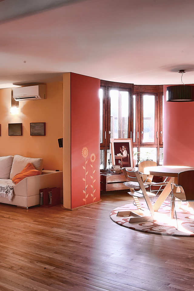 Квартира  в вишневом тоне