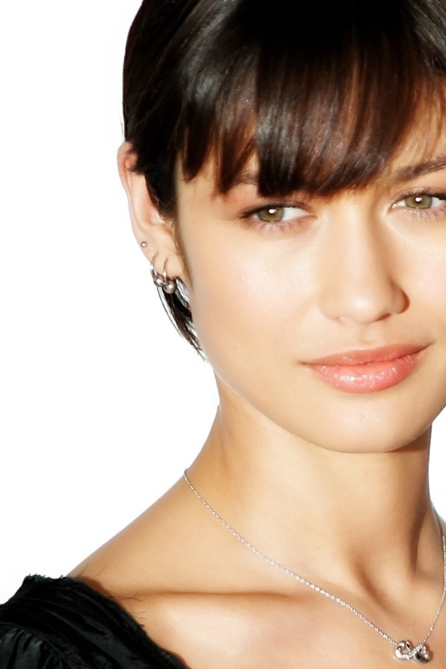 Красивая девушка Ольга Куриленко