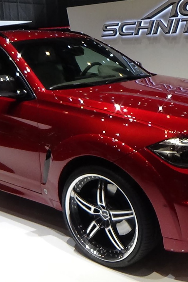 Презентация красного BMW X6 M50d xDrive 2017 