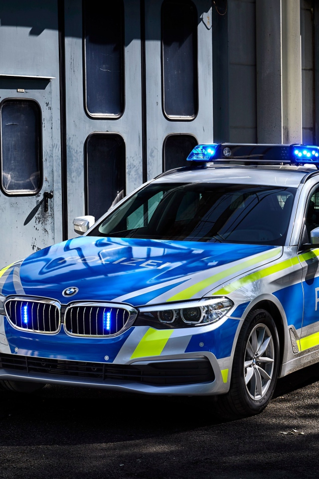 Полицейский автомобиль BMW 530d xDrive, 2017