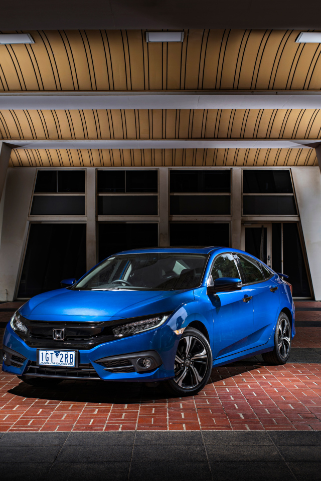 Синий спортивный автомобиль Honda Civic Type R