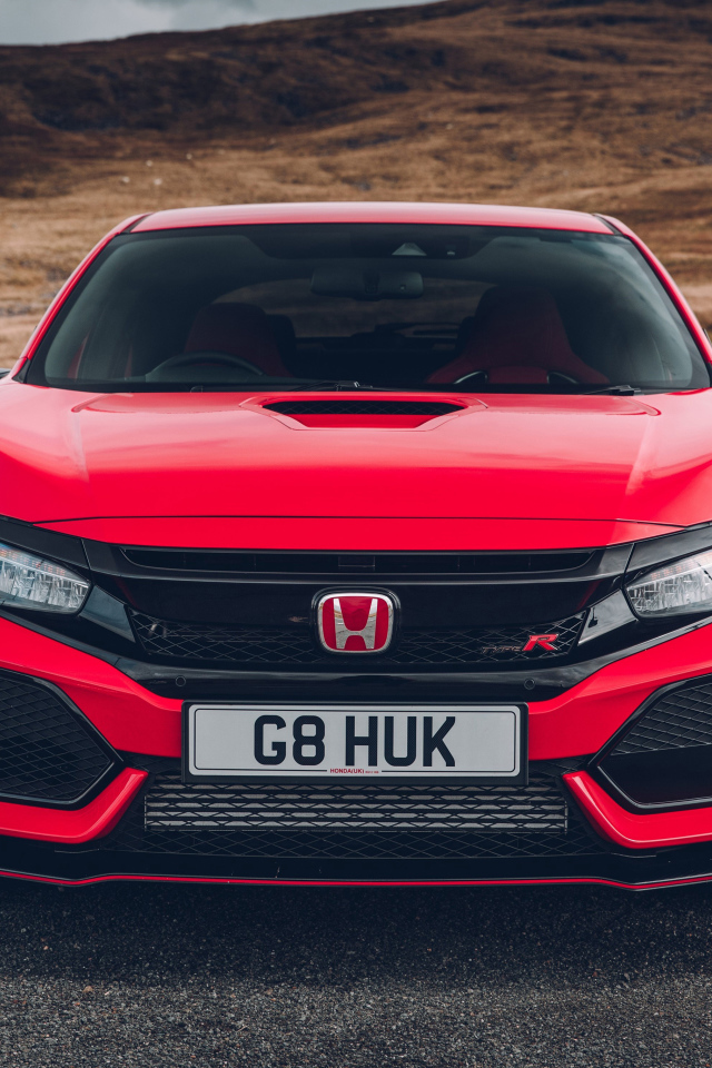 Красный автомобиль Honda Civic Type R, 2018 вид спереди