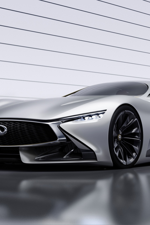 Серебристый спортивный автомобиль Infiniti Gran Turismo