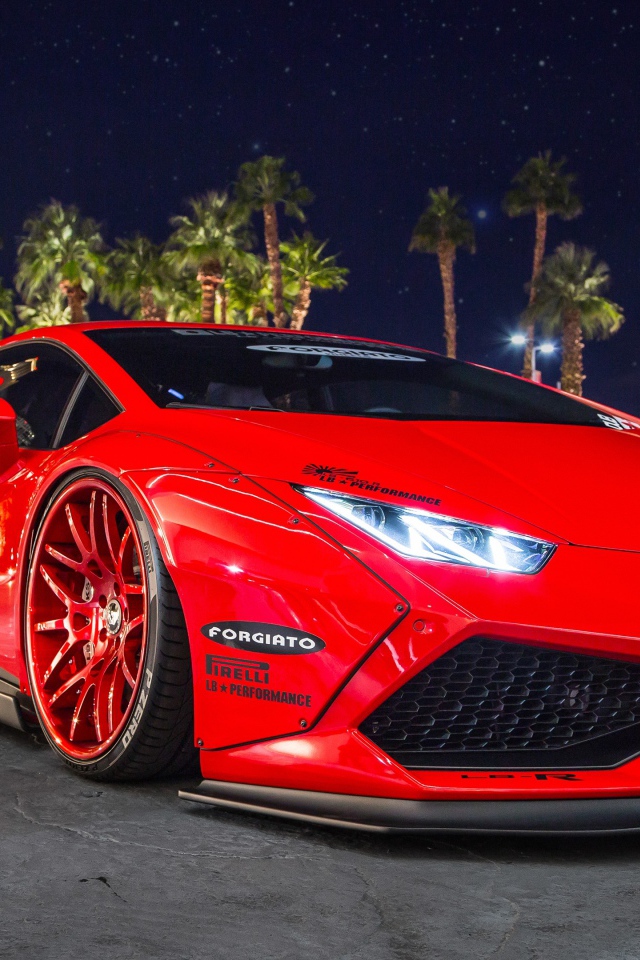 Красный суперкар Lamborghini Huracan 