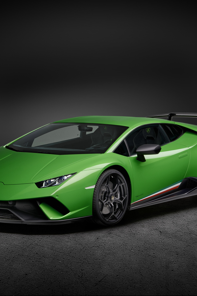 Стильный автомобиль  Lamborghini Huracan Performante 