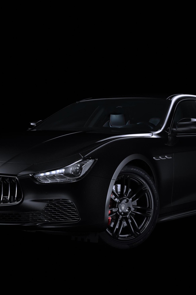 Черный автомобиль Maserati Ghibli Nerissimo Special Edition, 2017 