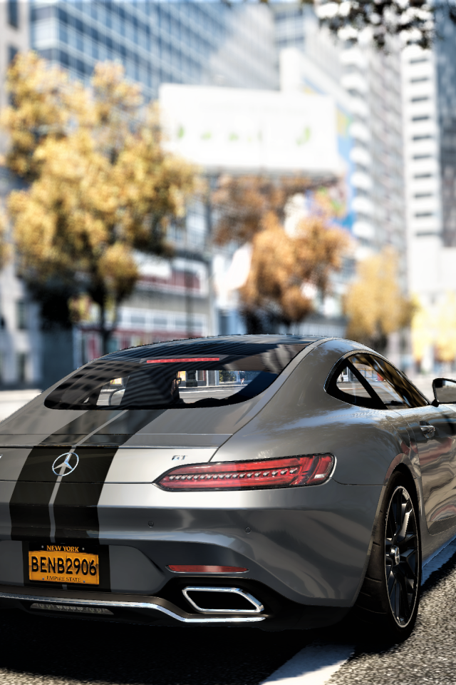 Спортивный автомобиль Mercedes-AMG GT вид сзади 