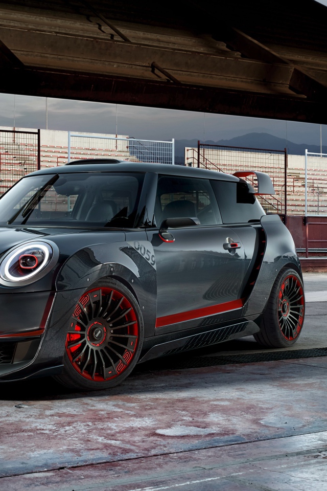 Стильный автомобиль Mini John Cooper Works GP Concept, 2017