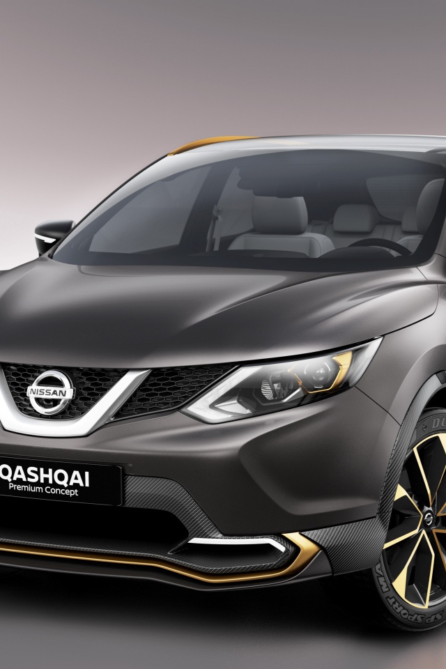 Серебристый кроссовер Nissan Qashqai, 2017 на сером фоне
