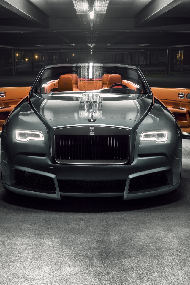 Стильный автомобиль Rolls-Royce Dawn Overdose вид спереди