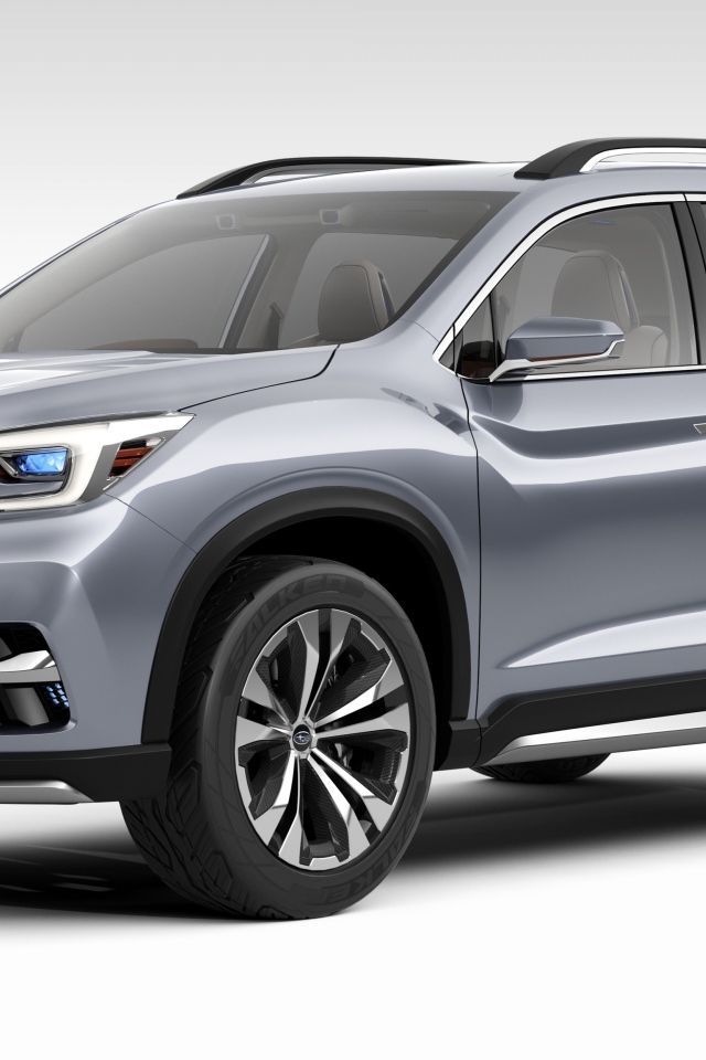 Серебристый внедорожник  Subaru Ascent, 2018 на белом фоне
