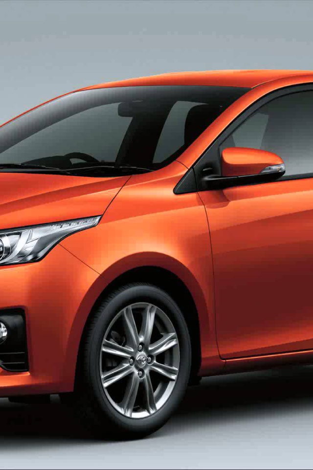 Toyota Yaris Hatchback модель 2017 года 