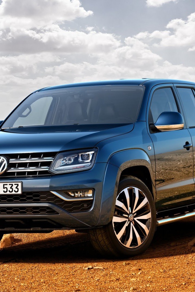 Пикап Volkswagen Amarok 2017 года в пустыни 