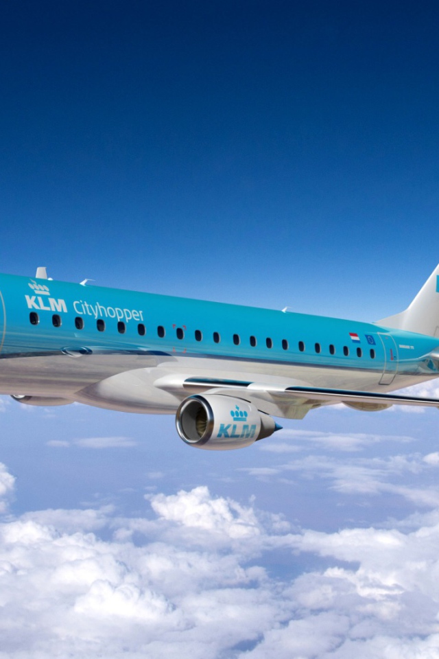 Сине - белый Embraer авиакомпании KLM Cityhopper 