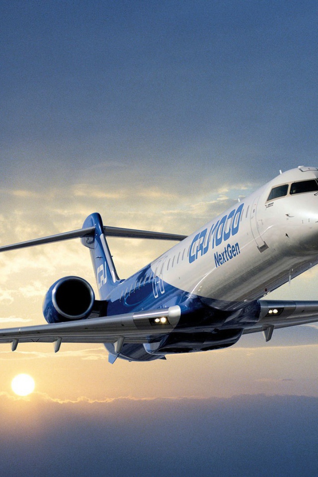 Региональный реактивный самолет Bombardier CRJ1000 