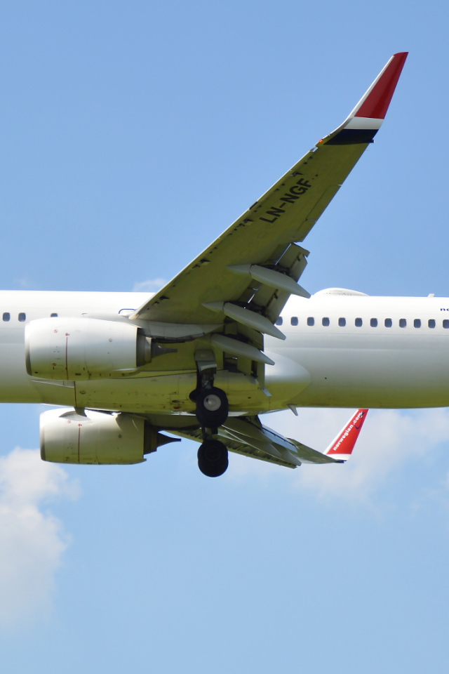 Самолет  Boeing 737 норвежской авиакомпании Norwegian Air Shuttle 