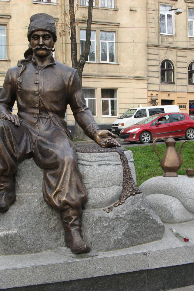 Памятник Юрию Кульчицкому город Львов