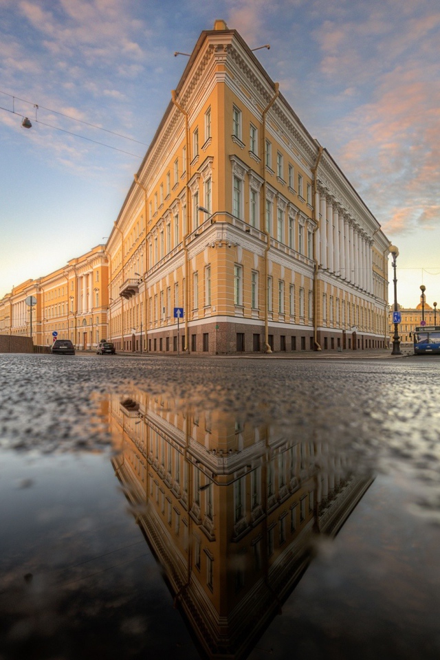 Улица после дождя, Санкт-Петербург, Россия 