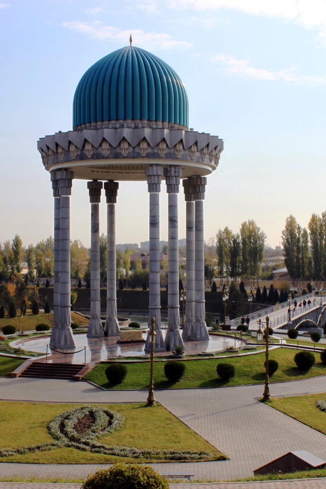 Мемориальный комплекс «Шахидлар хотираси город Ташкент 